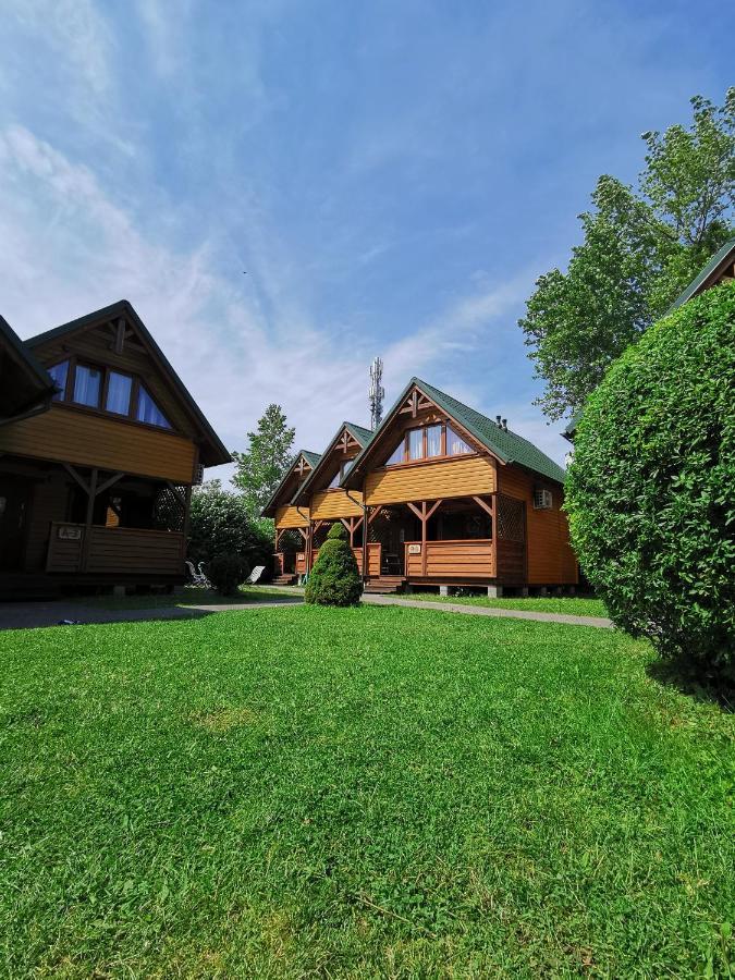 O.W. Sek Villa Karwia Exterior foto