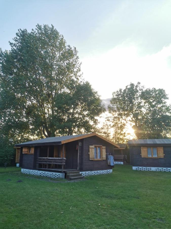 O.W. Sek Villa Karwia Exterior foto
